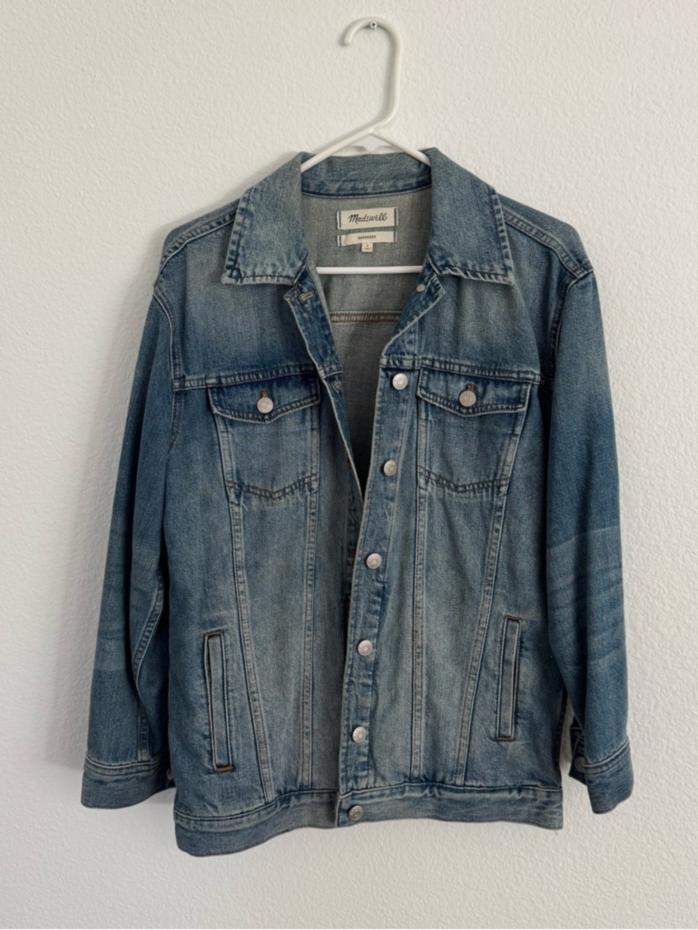 Madewell // Oversized Denim Jacket - Picture 7 of 12